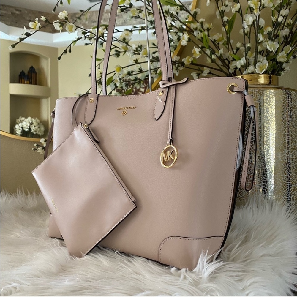 Michael Kors Edith Large Saffiano Leather Tote Bag - Picture 7 of 12